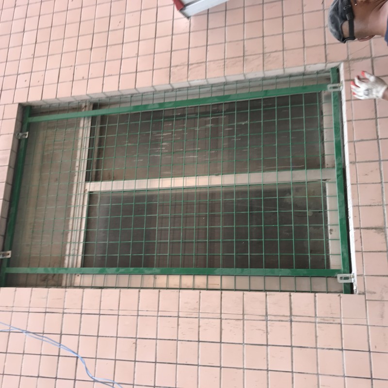 防盗窗
